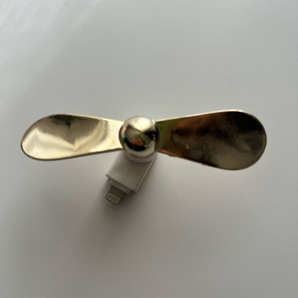 Anthropologie Attachable Fan for Iphone